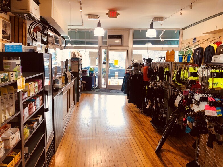More Photos Of 7 E Main St, Mount Kisco General Retail For Sale