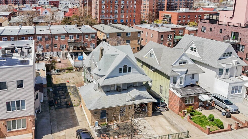 More Photos Of 106 Bay 34th St, Brooklyn Land For Sale
