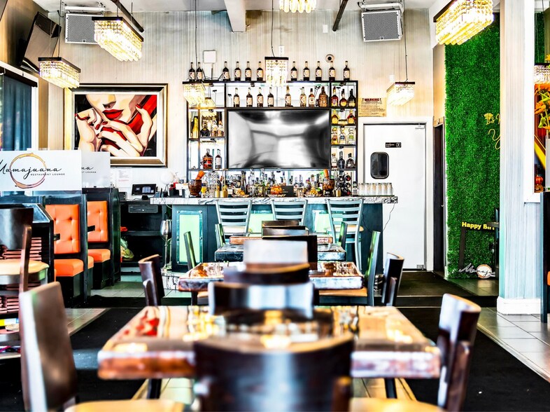 More Photos Of 118-124 S Union St, Lawrence Restaurant For Sale