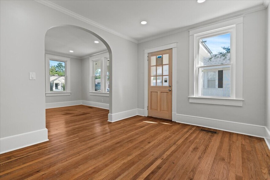 More Photos Of 910 W Evans St, Florence Office For Sale