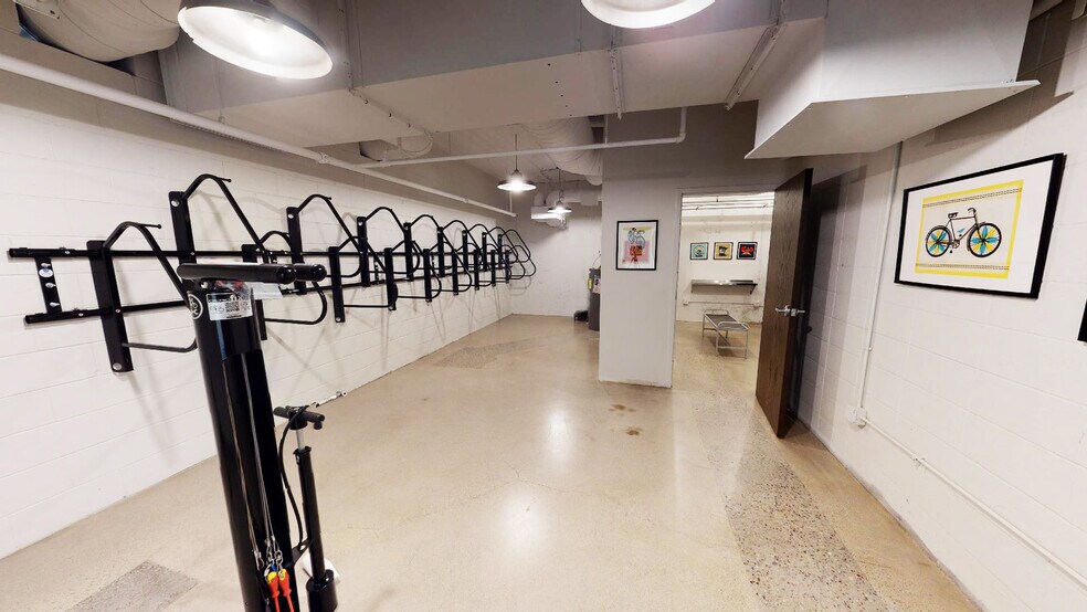 More Photos Of 4550 W 77th St, Edina Office For Lease