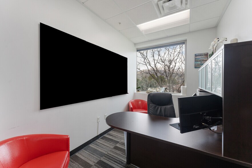 More Photos Of 480-518 W 800 N, Orem Medical For Lease