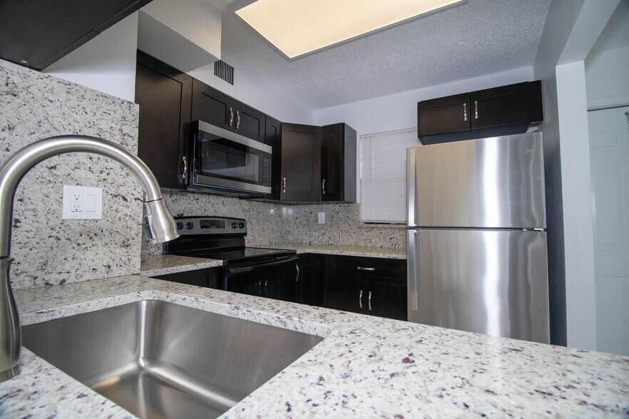 More Photos Of 11430-11442 NW 45th St, Coral Springs Apartments For Sale