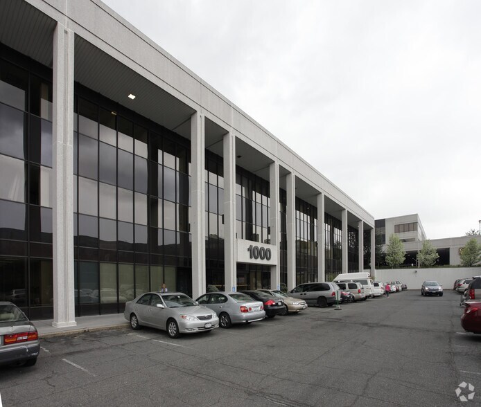 More Photos Of 1000 Northern Blvd, Great Neck Medical For Lease