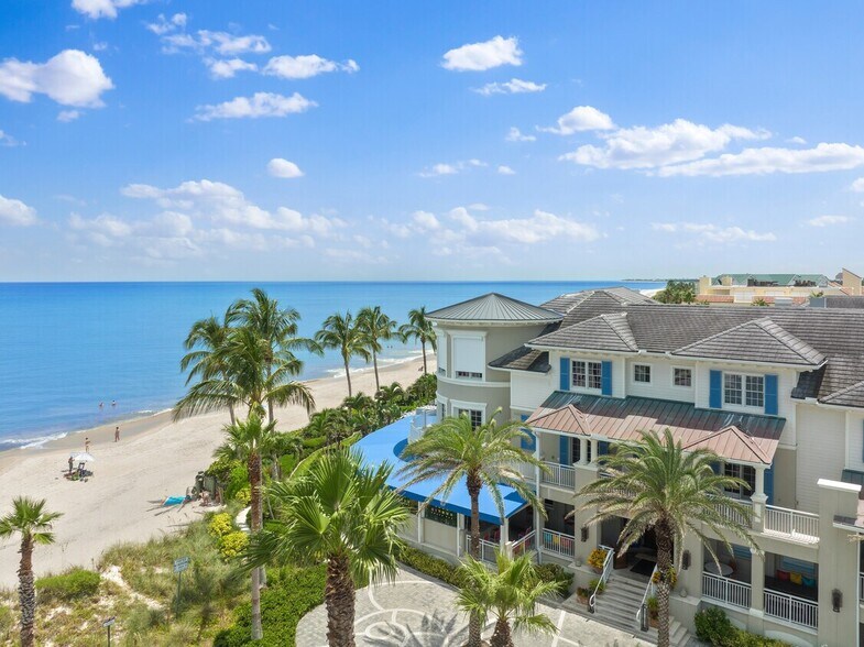 More Photos Of 1050 Easter Lily Ln, Vero Beach Apartments For Sale