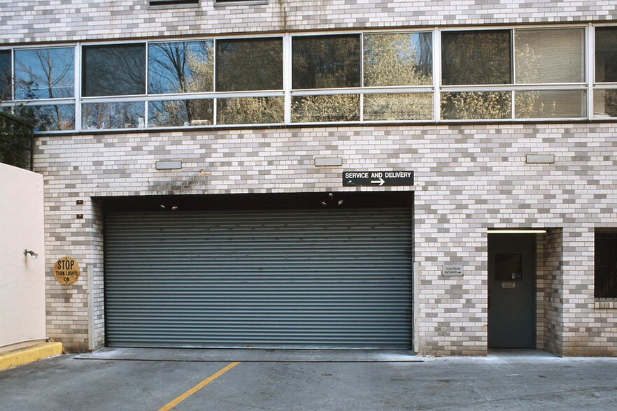 More Photos Of 730 24th St NW, Washington Apartments For Lease