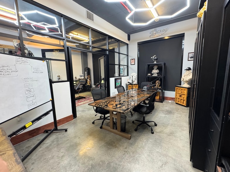 More Photos Of 333 NE 24th St, Miami Office Residential For Lease