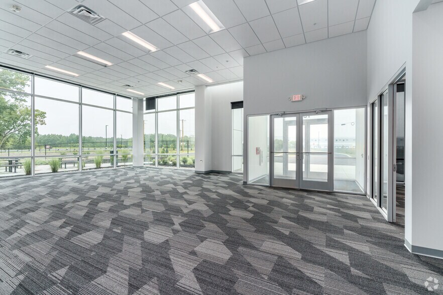 More Photos Of 1 Forest Ln, Carneys Point Township Unknown For Lease