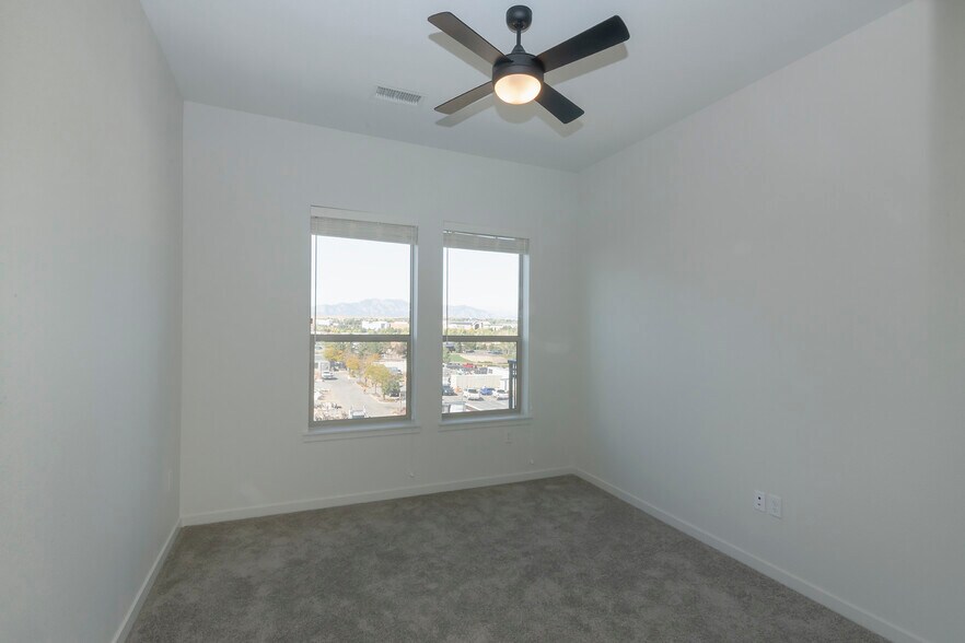 More Photos Of 270 E Flatiron Crossing Dr, Broomfield Apartments For Lease