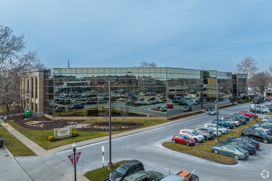 More Photos Of 835 Mason St, Dearborn Office For Lease