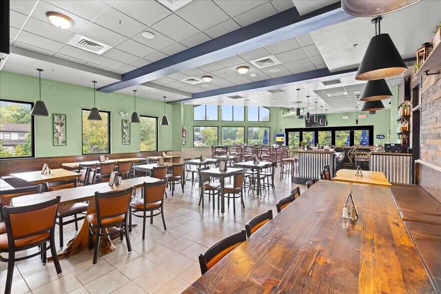 More Photos Of 1067 Totem Rd, Bensalem General Retail For Sale