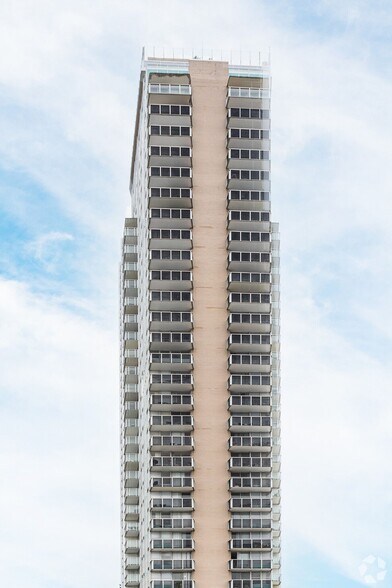 More Photos Of 800 S 4th St, Louisville Apartments For Lease