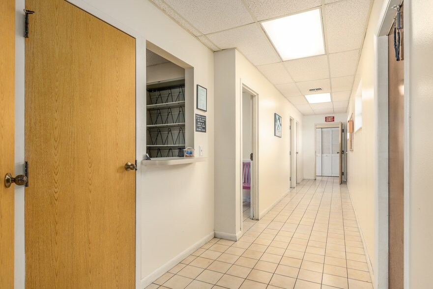 More Photos Of 8267 S Us-1 Hwy, Port Saint Lucie Freestanding For Sale