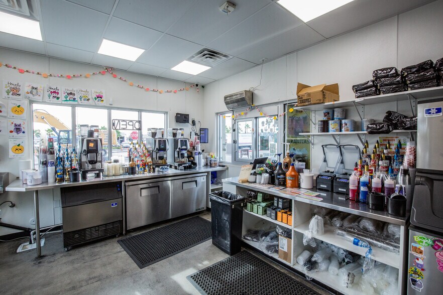 More Photos Of 5602 W Charleston Blvd, Las Vegas Fast Food For Sale