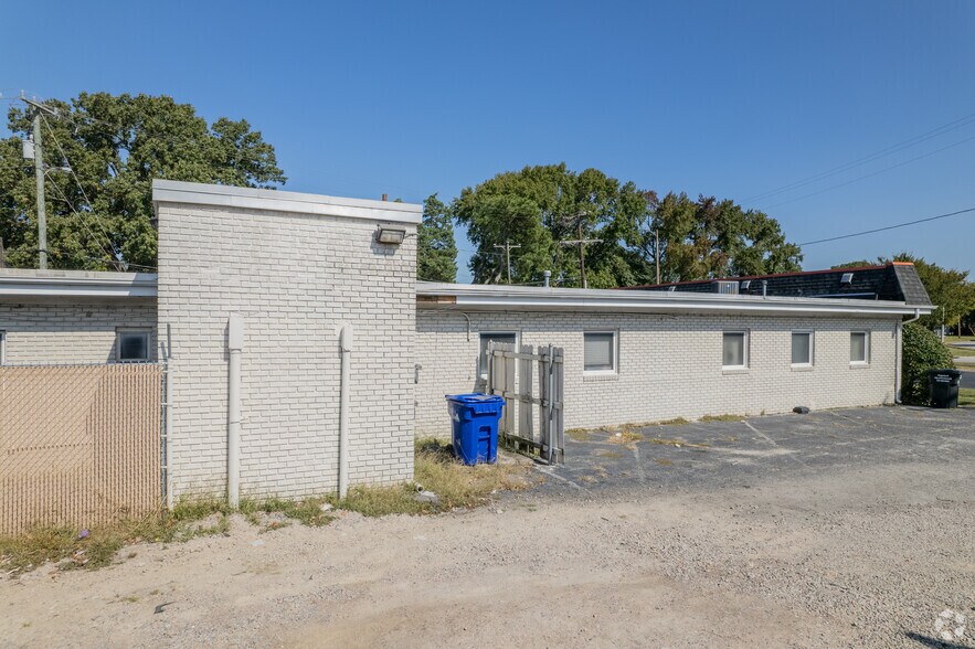 More Photos Of 3100 London Blvd, Portsmouth Office For Lease