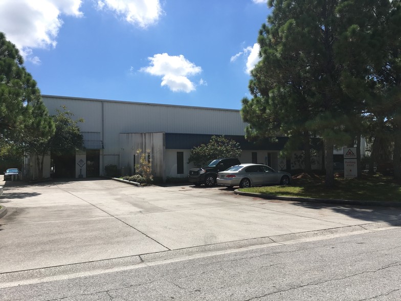 Primary Photo Of 10551 47th St N, Clearwater Warehouse For Sale