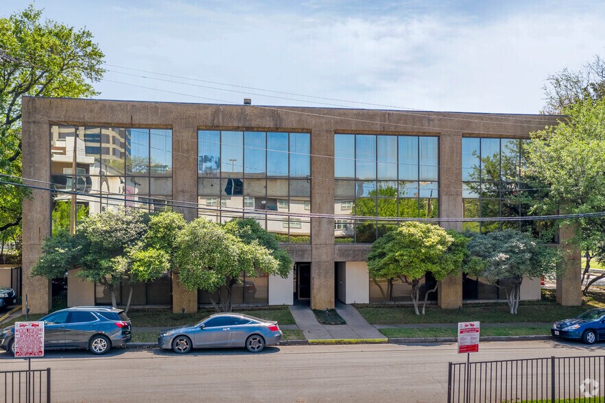 More Photos Of 4054 McKinney Ave, Dallas Office For Lease