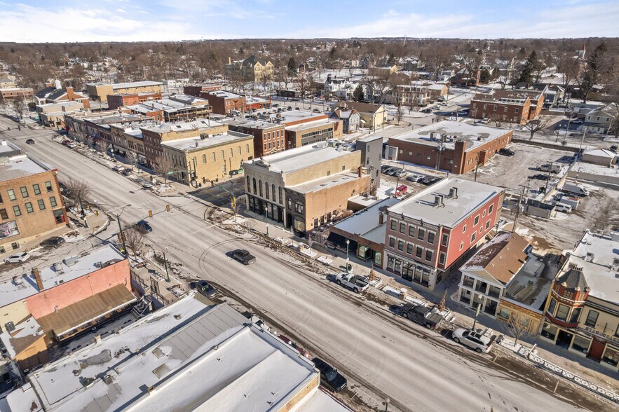 More Photos Of 1000 S State St, Lockport Restaurant For Lease