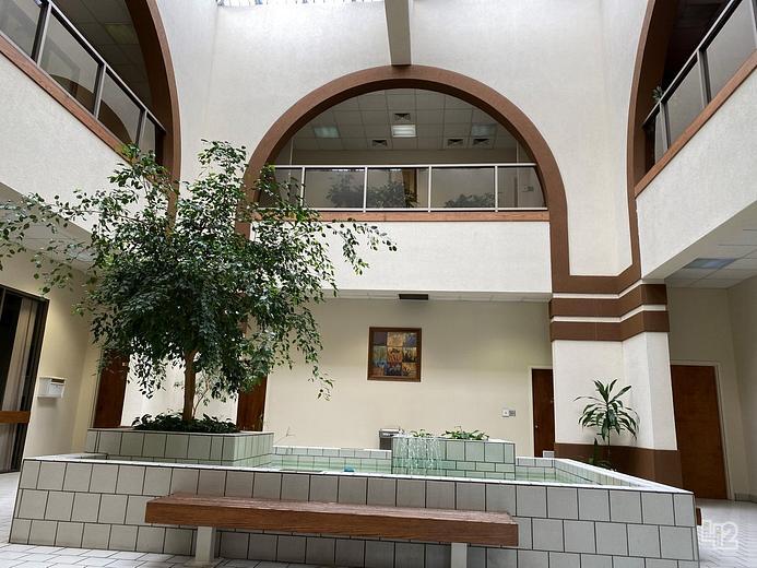 More Photos Of 102-108 E Main St, Kingsport Office For Lease