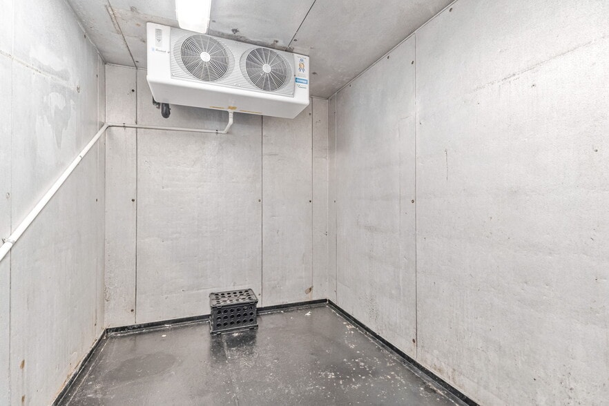 More Photos Of 41 S Navy Blvd, Pensacola Fast Food For Lease