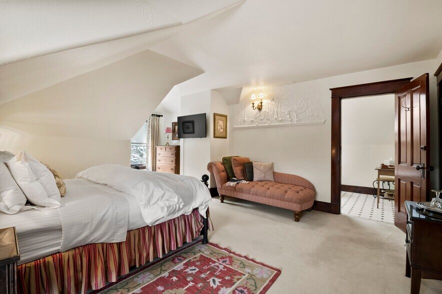 More Photos Of 39 Interlaken Ave, Lake Placid Hotel For Sale