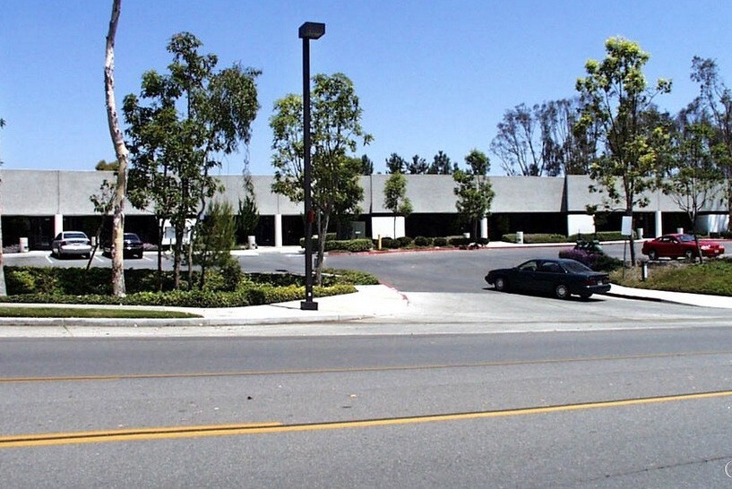 More Photos Of 4168 Avenida de la Plata, Oceanside Light Manufacturing For Lease