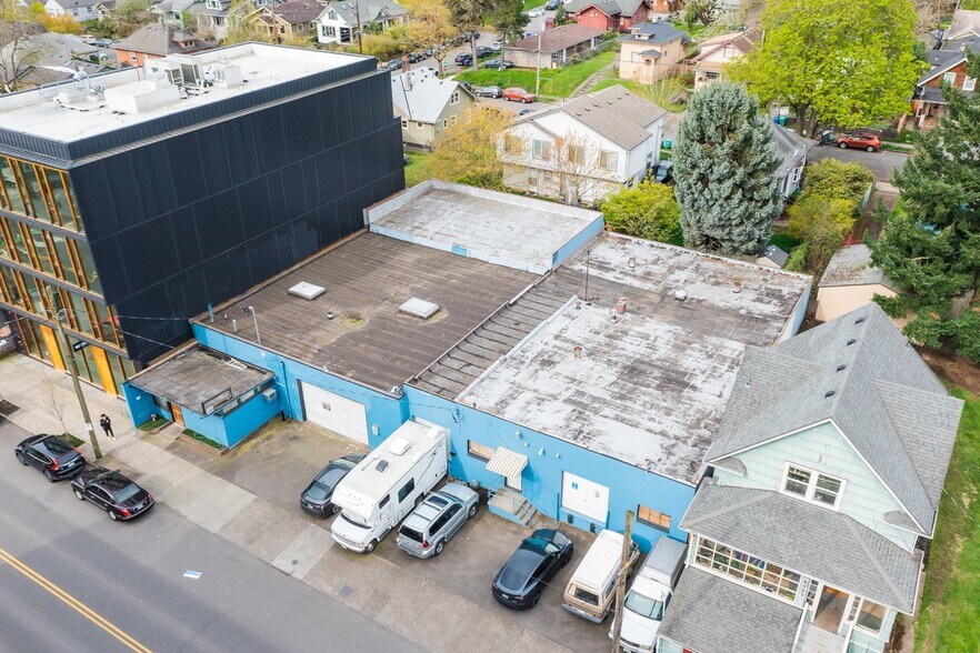 More Photos Of 4729 N Albina St, Portland Warehouse For Sale