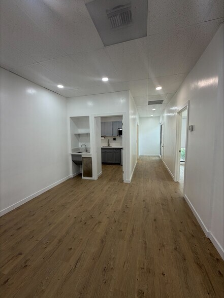 More Photos Of 9286-9290 Madison Ave, Orangevale Loft Creative Space For Lease