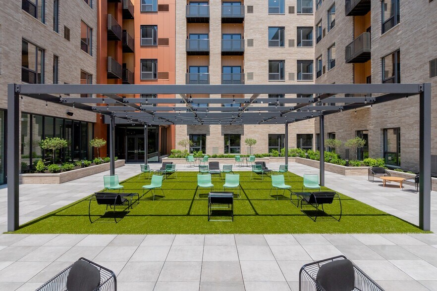 More Photos Of 2461 W 25th St, Cleveland Apartments For Lease