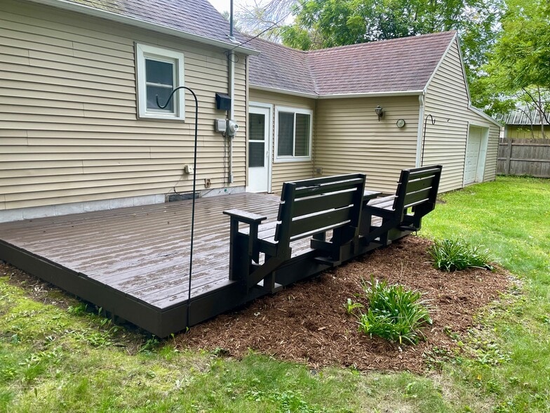 More Photos Of 844 Broadway St N, Menomonie Storefront Retail Residential For Sale