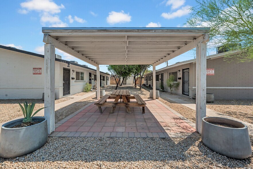 More Photos Of 1625-1629 W Fillmore St, Phoenix Apartments For Sale