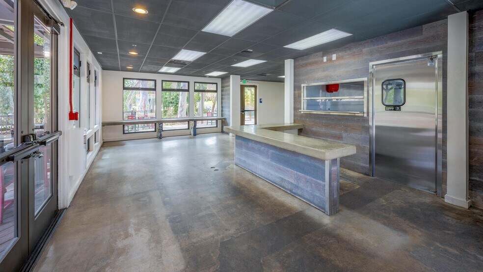 More Photos Of 9332 Eucalyptus Grove Ln, La Jolla Restaurant For Lease