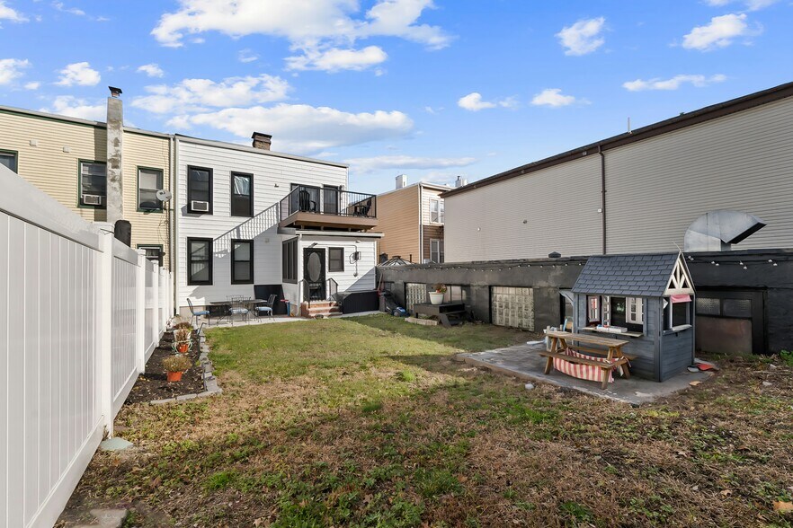 More Photos Of 179 Hackensack Plank Rd, Weehawken Multifamily For Sale