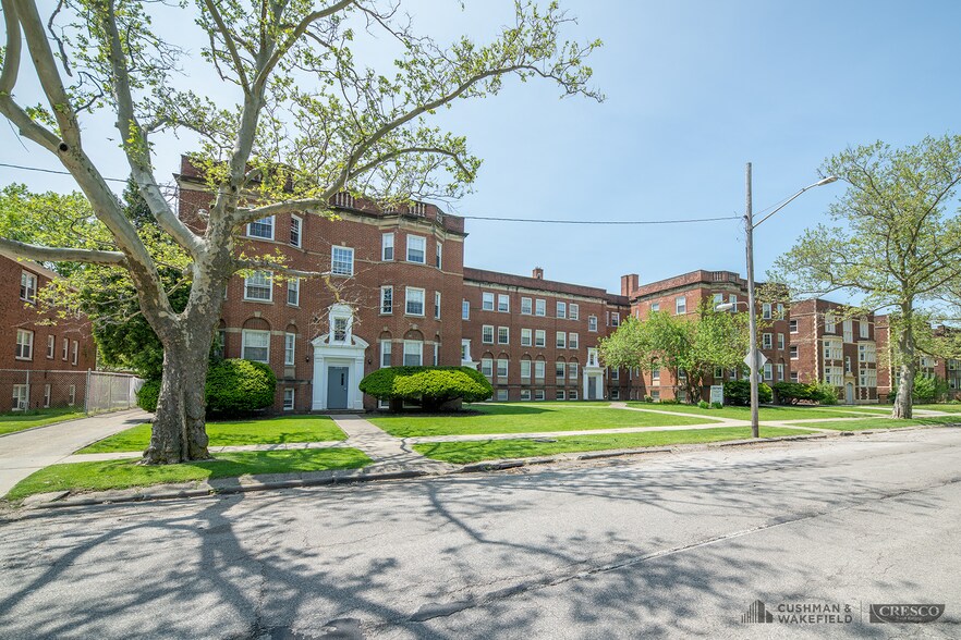 More Photos Of 3016 S Moreland Blvd, Cleveland Multifamily For Sale