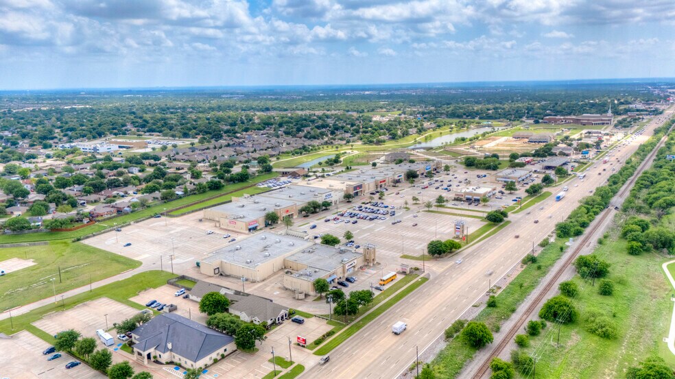 More Photos Of 5805 Starnes Rd, Watauga Office For Sale