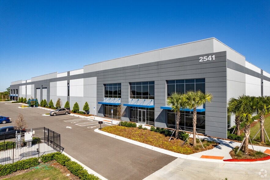 Primary Photo Of 2440 Peterson Rd, Apopka Industrial For Lease