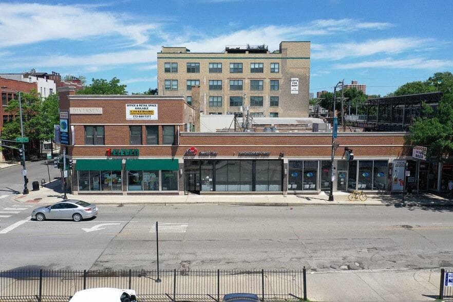 More Photos Of 946 W Diversey Pky, Chicago Storefront Retail Office For Lease