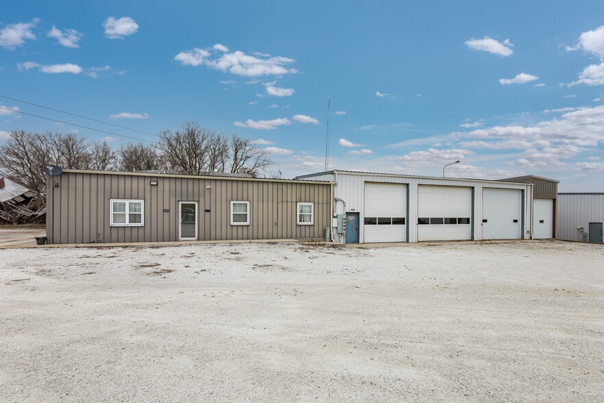 More Photos Of 4064 Tuschl Ln, Reedsville Industrial For Sale
