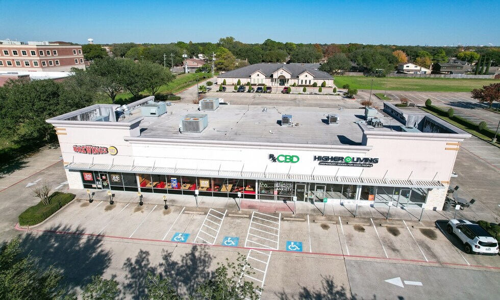 More Photos Of 5005-5015 Fairmont Pky, Houston Unknown For Lease