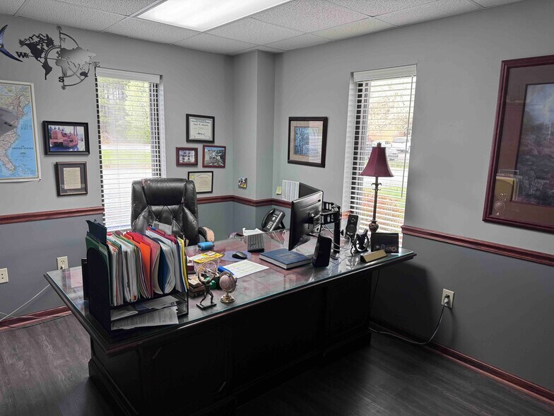 More Photos Of 163 Associates Ln, Indian Trail Warehouse For Lease