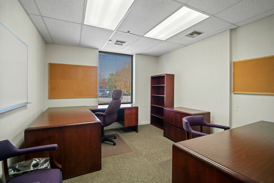 More Photos Of , Hollywood Office For Sale