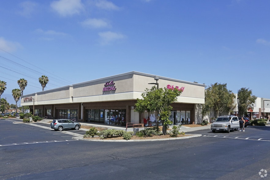 More Photos Of 687-693 Palomar St, Chula Vista Unknown For Lease