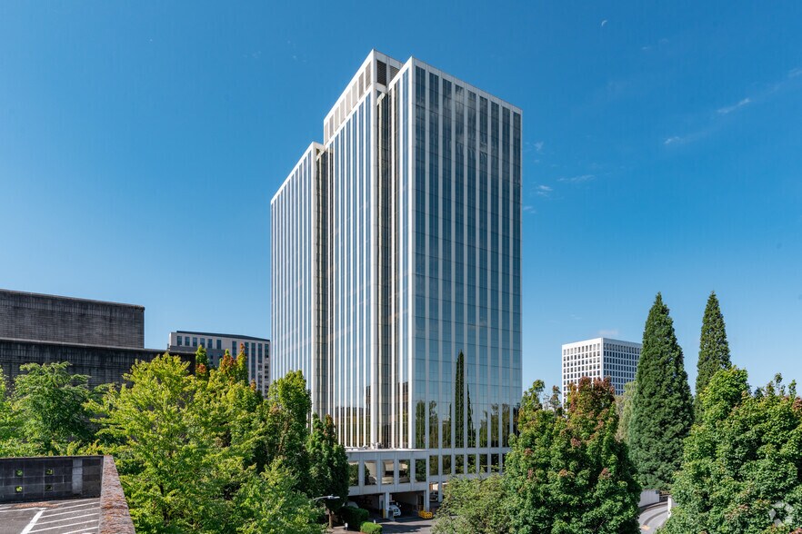 More Photos Of 825 NE Multnomah St, Portland Office For Lease