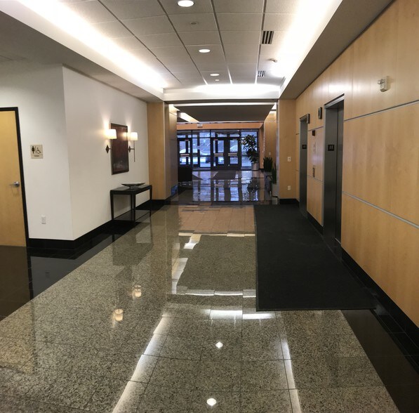 More Photos Of 727 N 1550 E, Orem Office For Lease