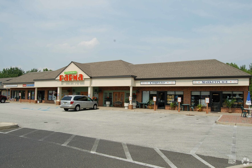 Primary Photo Of 413 Stokes Rd, Medford General Retail For Lease
