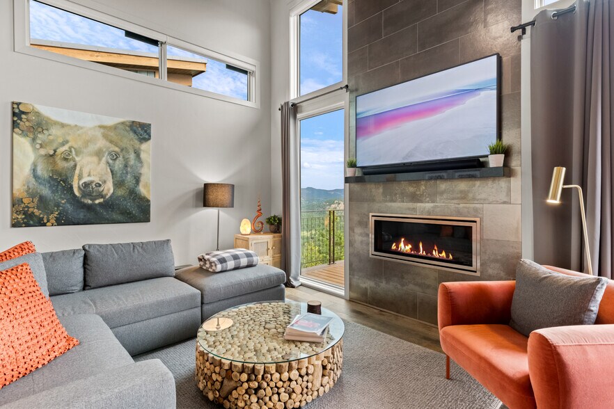 More Photos Of 893 Dick Mountain Drive, Bailey Specialty For Sale