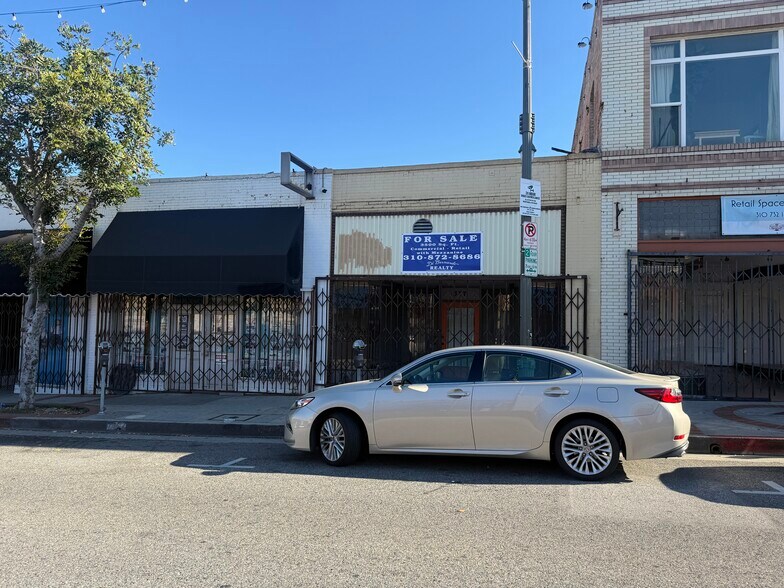 More Photos Of 377 W 6th St, San Pedro General Retail For Sale