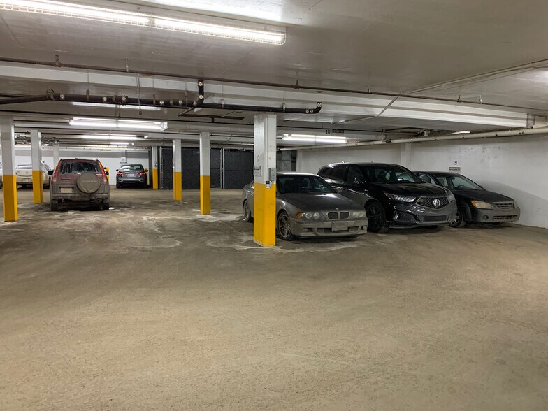 More Photos Of 10310 124th St NW, Edmonton Storefront Retail Office For Lease