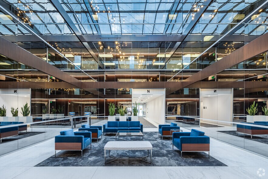 More Photos Of 3333 New Hyde Park Rd, New Hyde Park Unknown For Lease