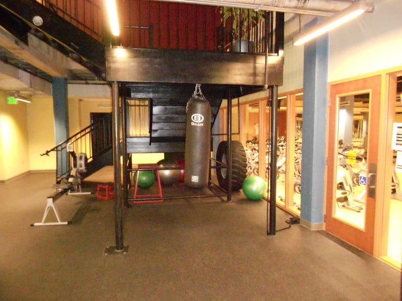 More Photos Of 214 E Travis St, San Antonio Apartments For Lease